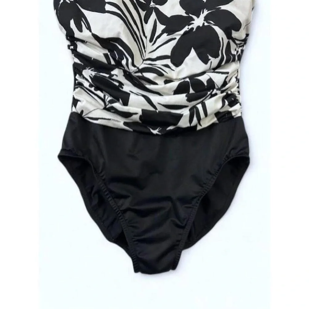 Swimslimmer Black/White Floral One-Piece Bathing‎ Suit 10 Tummy Control